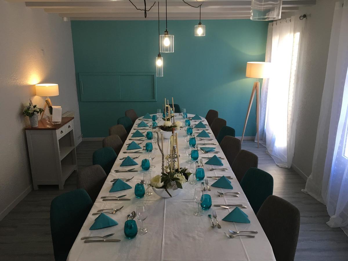 Hotel Restaurant De La Place Сен-Жан-д'Анжелі Екстер'єр фото